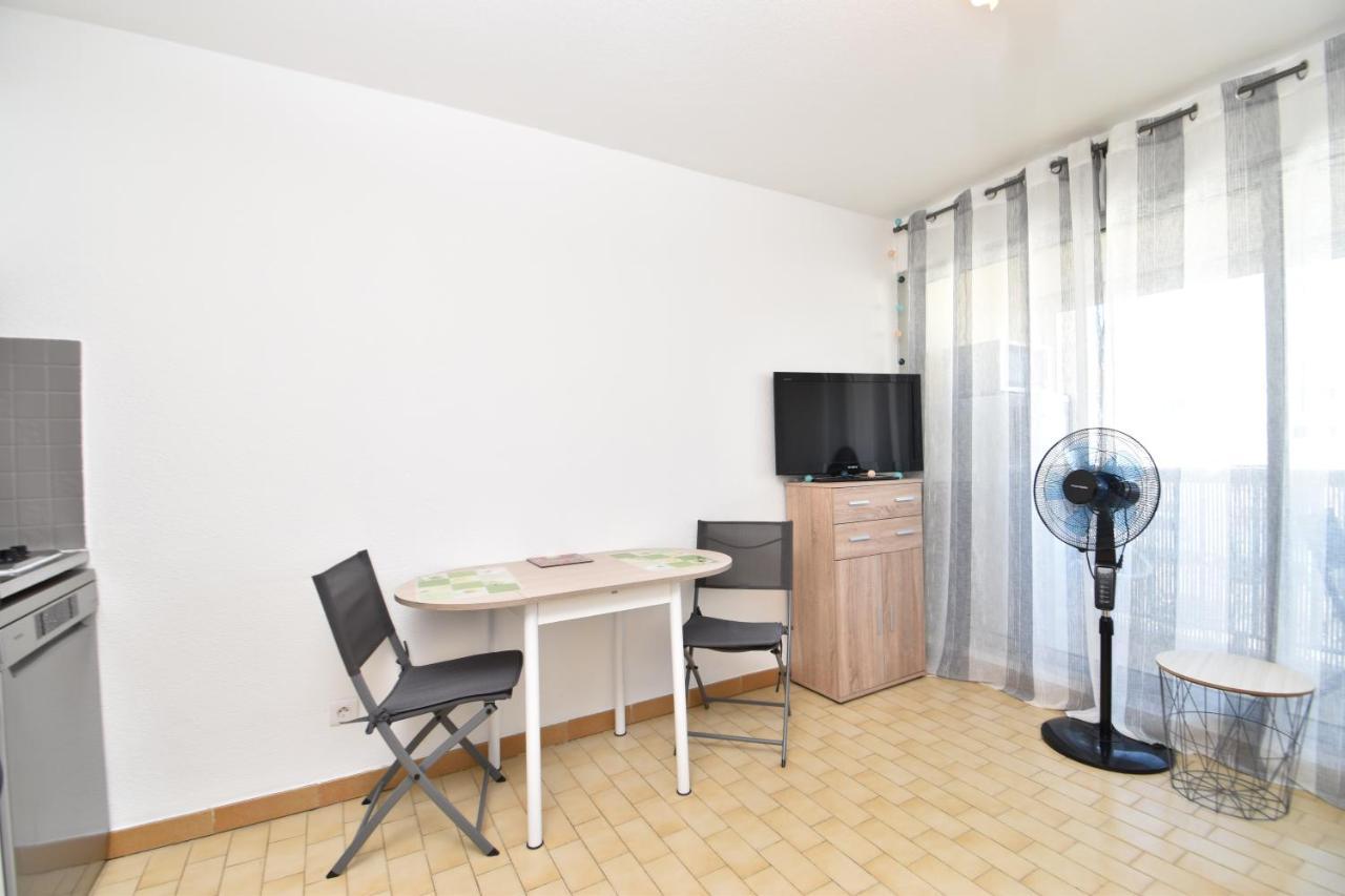Апартаменти Studio 4 Couchages Proche Plage Ле-Гро-дю-Руа Екстер'єр фото